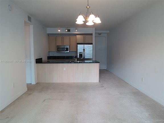 4th image of 1111 SW 1st Ave #1118