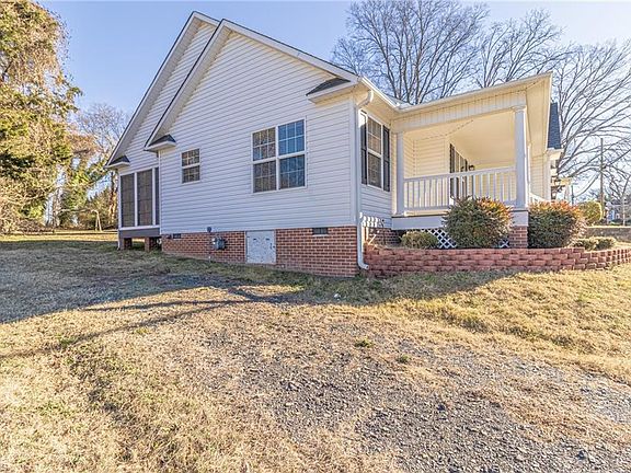 4th image of 522 Glovenia St