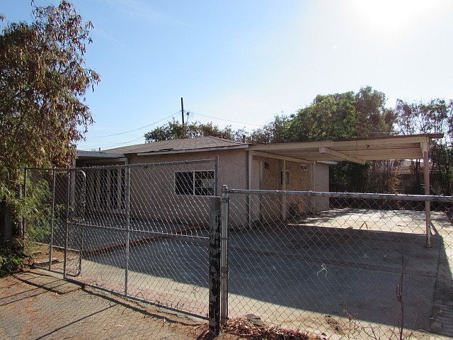 1st image of 21883 Cottonwood Ave