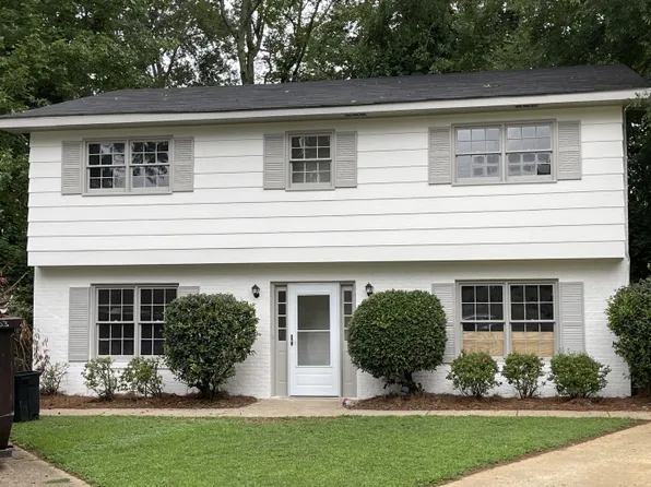 1018 Crestwood St, Auburn, AL 36830