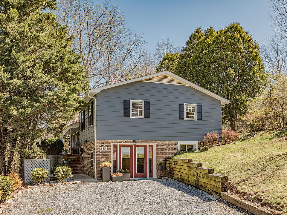 1st image of 114 Willow Ln