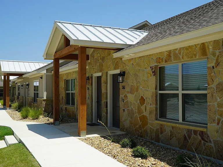 Trophy Ridge Apartments — Photo 5