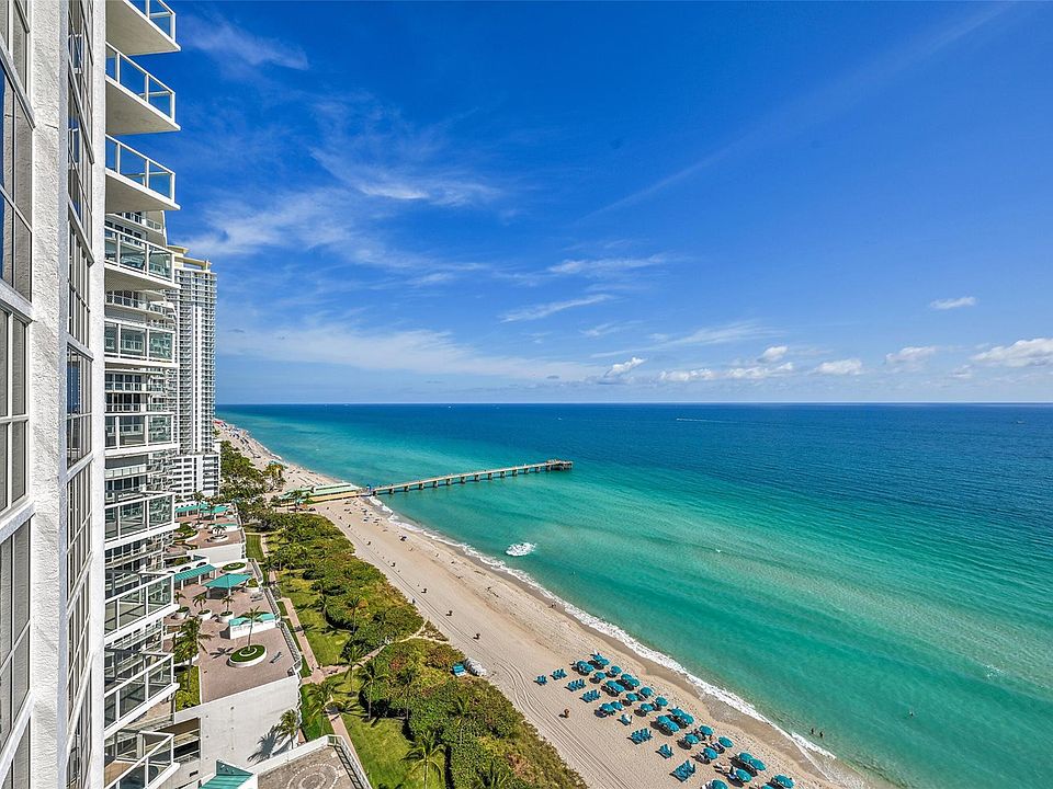 1st image of 16425 Collins Avenue #2011