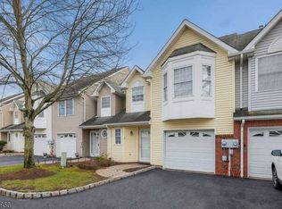 28 Angela Way, Berkeley Heights, NJ 07922