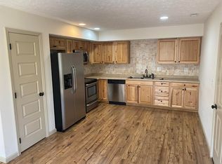 809 Island View Dr #1, Parkersburg, WV 26101