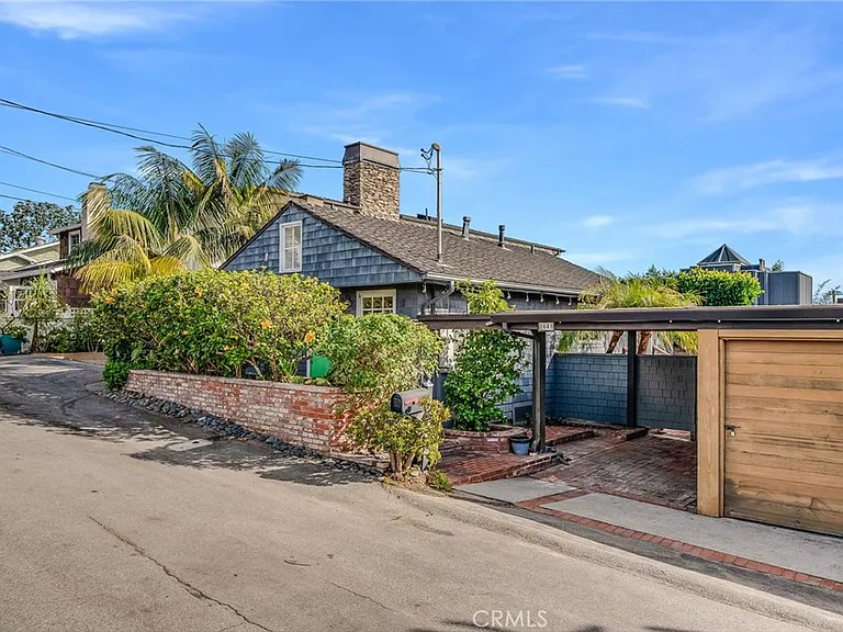 1641 Catalina — Photo 16