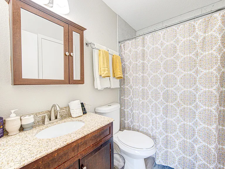 7373 Antoine Dr — Photo 5