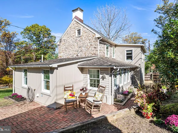 84 Sunset Hill Rd, Boyertown, PA 19512