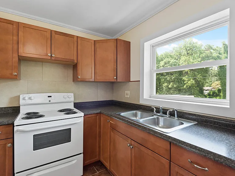 113 Wakeman Ln — Photo 12