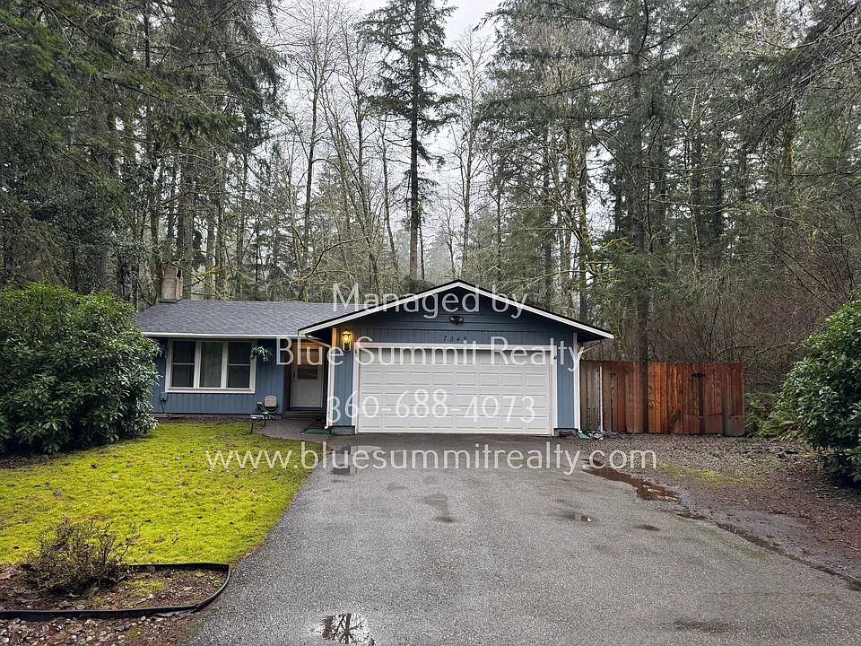 7548 Siskin Dr SE