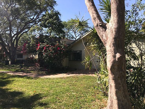 3rd image of 4077 Palm Forest Dr N
