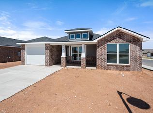 518 E 24th St, Wolfforth, TX 79382