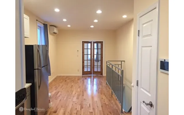 Rented by Douglas Elliman | media 10