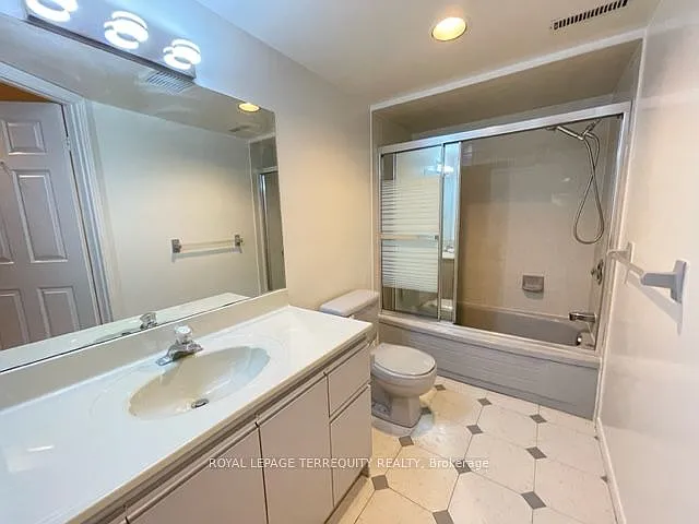 743 Fieldstone Rd — Photo 36