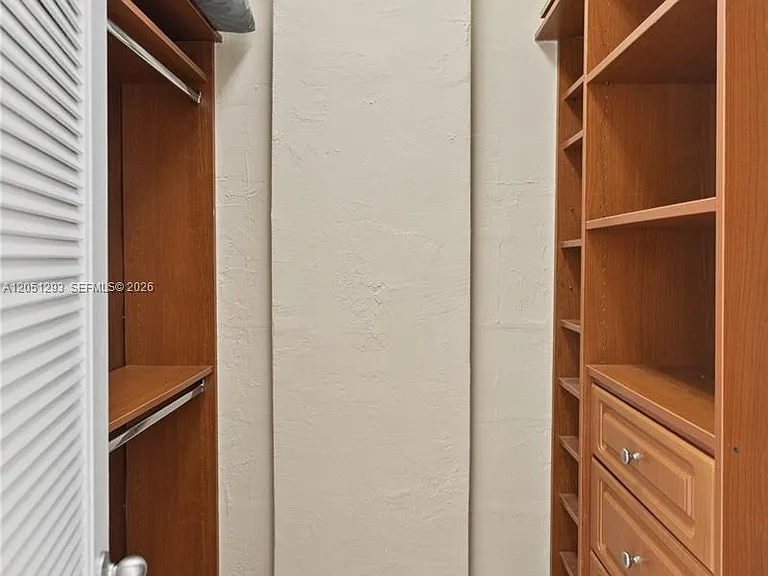 19390 Collins Ave #17 — Photo 20