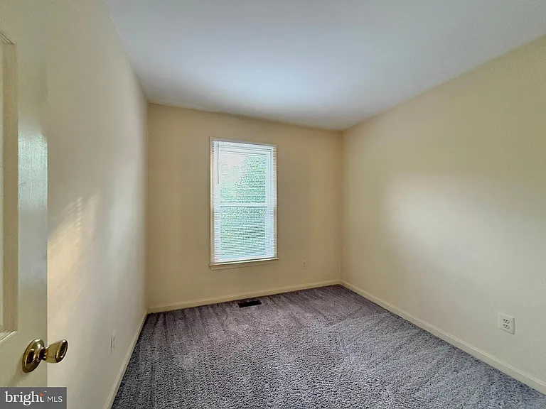 5304 Buxton Ct — Photo 20