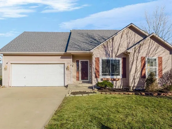 239 Prairie Ln, Wellsville, KS 66092