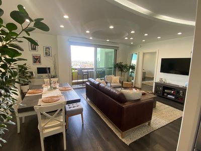 321 S San Vicente Blvd APT 905, Los Angeles, CA, 90048