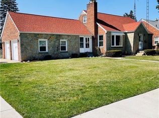 803 Independence Rd, Toledo, OH 43607