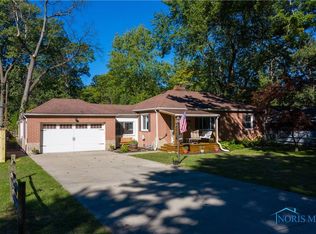 3233 Elmont Rd, Toledo, OH 43615