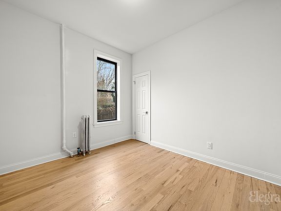 5th image of 327 Sterling Pl APT 1D