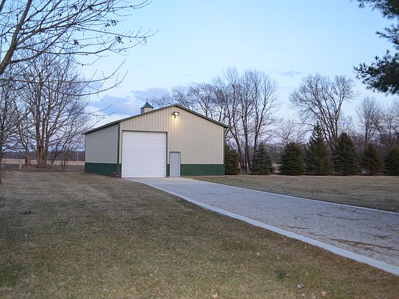 5th image of 3415 Country Meadow Ln