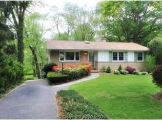 6718 Allview Dr, Columbia, MD 21046