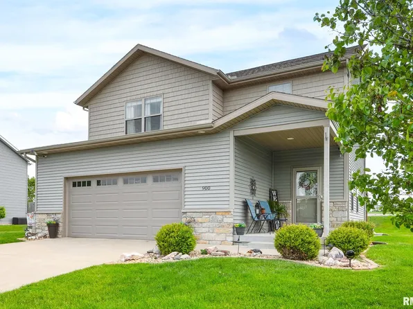 900 Crestview Dr, Metamora, IL 61548