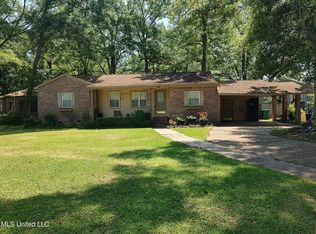 4912 Forrest St, Moss Point, MS 39563