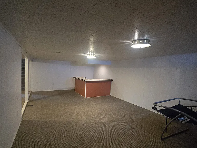 2366 Geoffry Dr — Photo 22