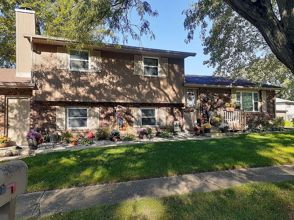 1st image of 875 Stonewall Dr