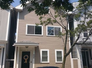 532 E 8th St, South Boston, MA 02127