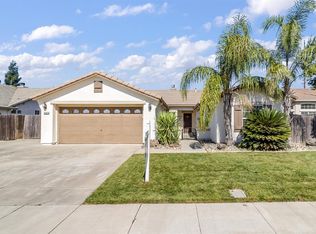 1066 Foxfire Dr, Manteca, CA 95337