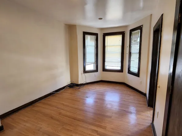 6 Dwight Street image 9 of 12