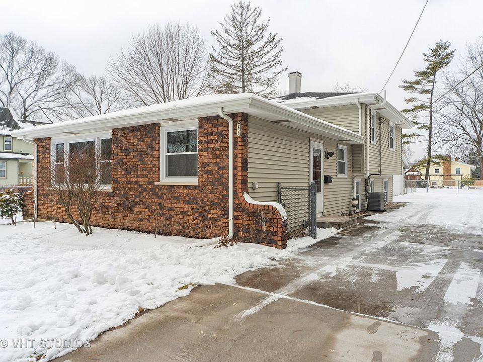 1st image of 230 S Brewster Ave