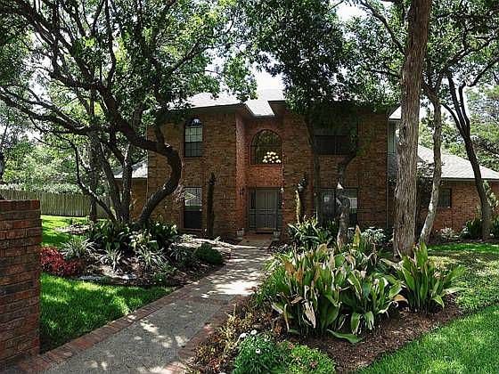 1st image of 10022 Forest View Dr
