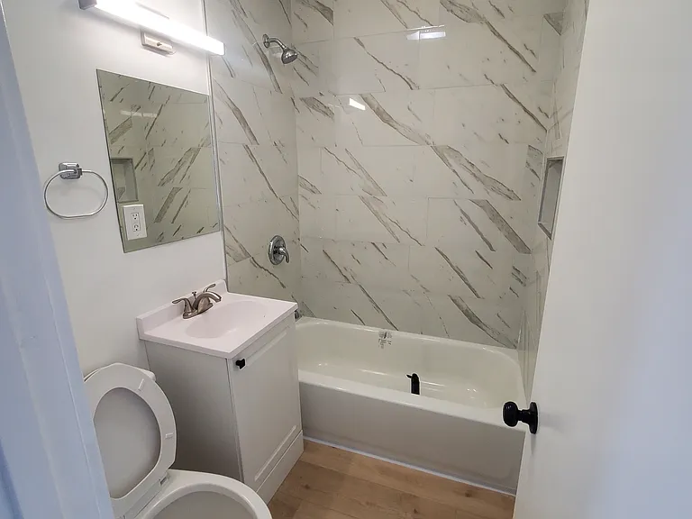 9328 Elizabeth Ave #G — Photo 5