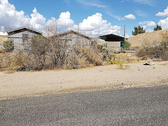 4th image of 4711 E Beach Dr