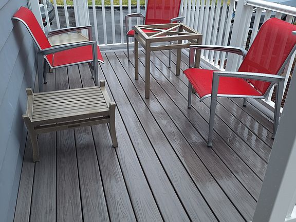 2nd image of 9 Quaker Rd #Ll