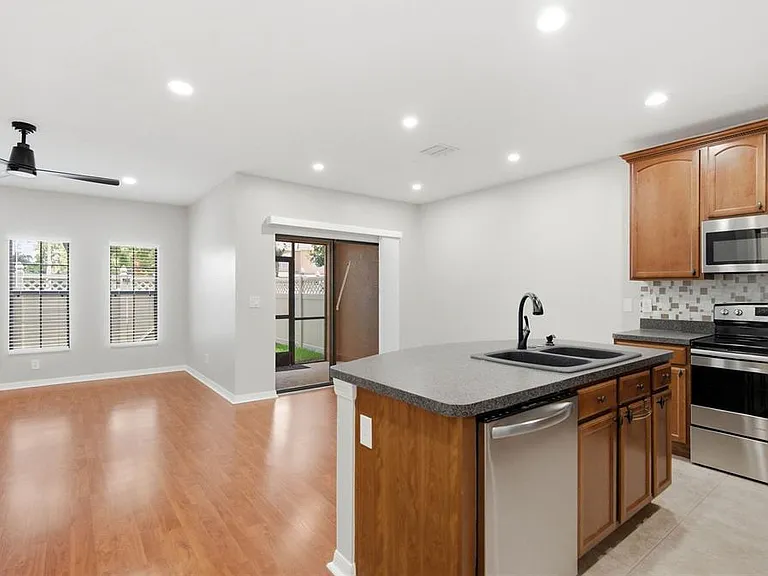 30149 Goodwick Way — Photo 4