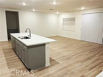 4 bed, 2.5 bath, 2503 sqft, $3,900 — Photo 4