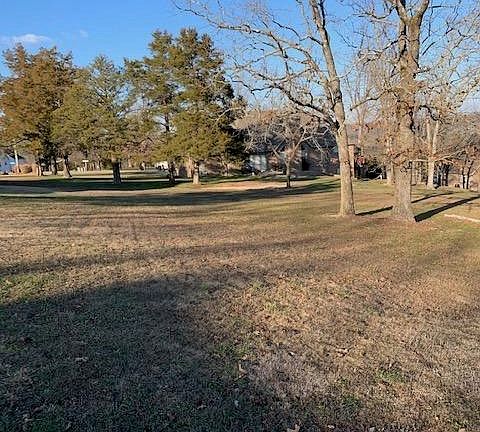 4th image of 187 Rockpoint Dr