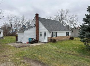 2126 Myers Dr, Huntertown, IN 46748