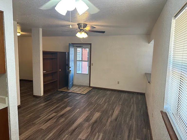 1932 E Lindsey St #115 — Photo 5