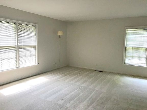 3rd image of 7300 Woodford Ct