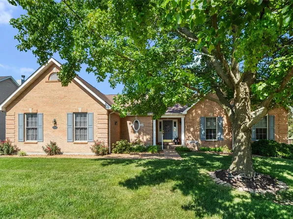 7367 Timberwolf Trl, Fairview Heights, IL 62208