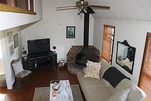 5th image of 33 Lexington Ave