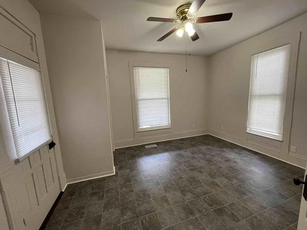206 N. Main St., Farmland, IN — Photo 3