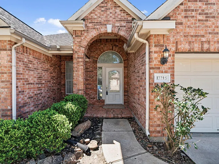 17215 Fernchase Ct — Photo 7