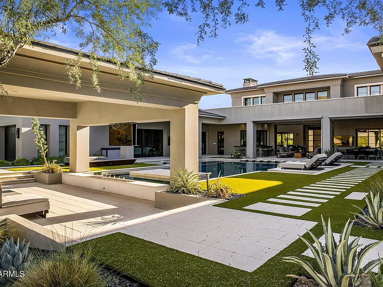 10110 E Siesta Ln — Photo 63